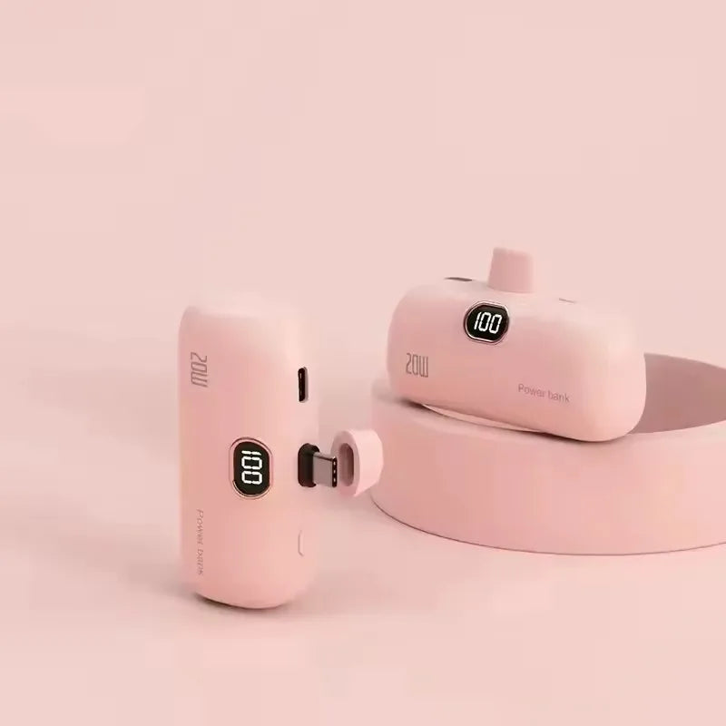 Power Bank Cápsula Mini 10000mAh 20W com Cabos Integrados