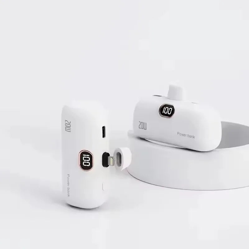 Power Bank Cápsula Mini 10000mAh 20W com Cabos Integrados
