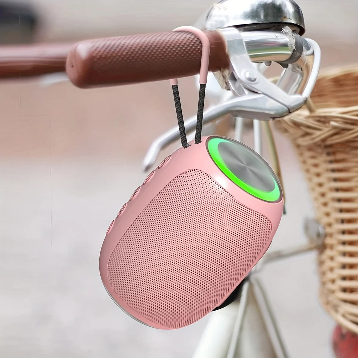 Coluna Bluetooth Portátil — Som Excelente, Design Rosa e Iluminação LED Colorida