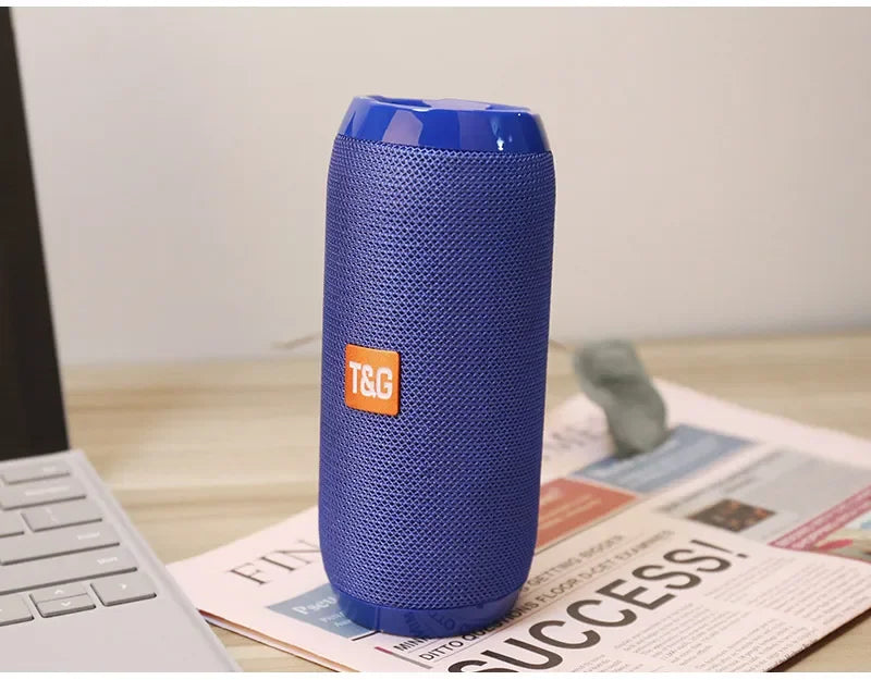 Coluna Bluetooth Portátil Subwoofer — À Prova de Água, Rádio FM e Suporte Cartão TF